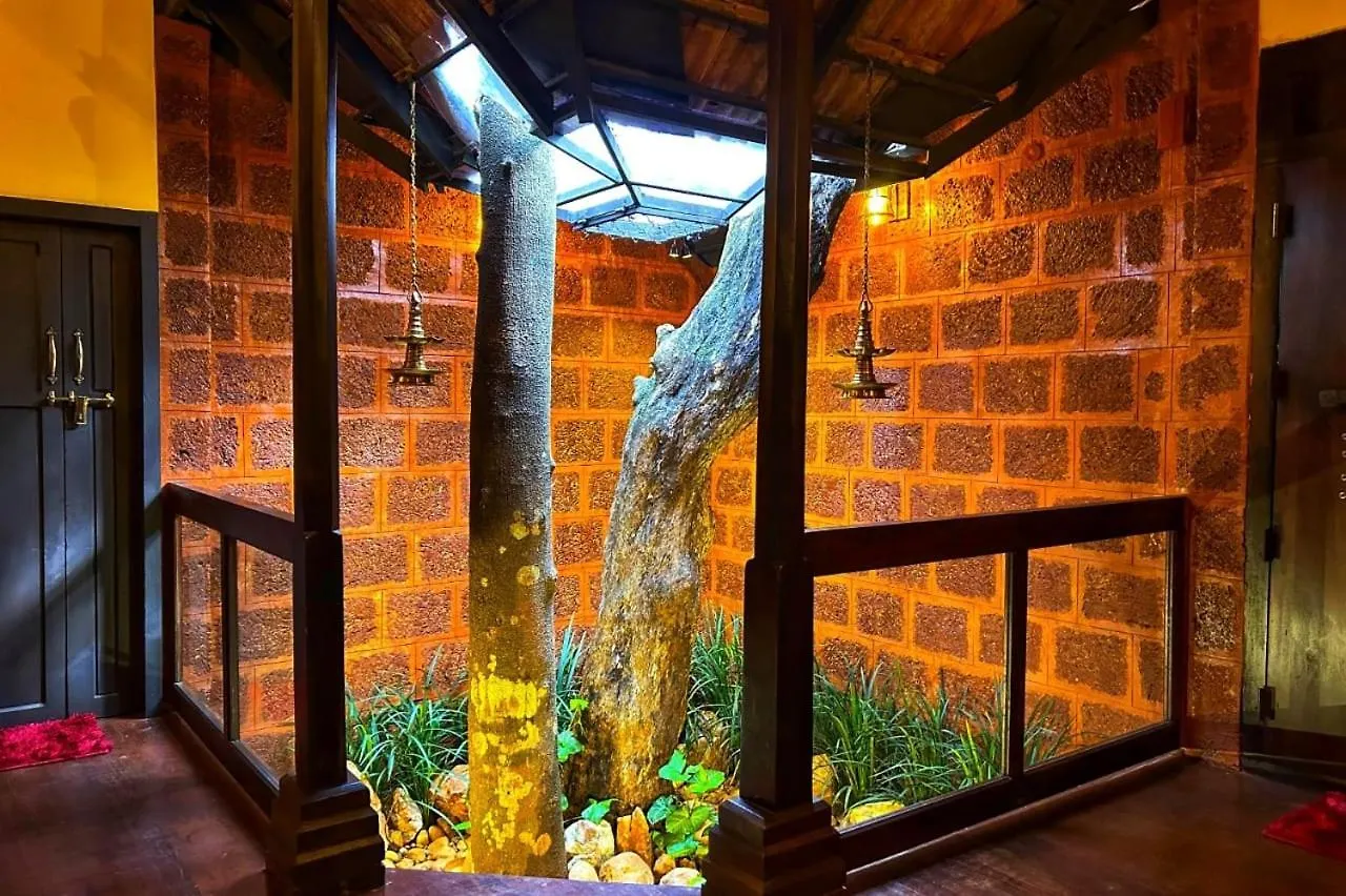 Greens Tree House & Wood House Sultan Bathery India