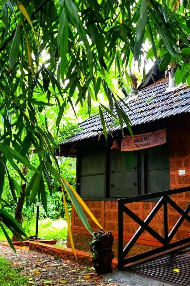 Greens Tree House & Wood House Sultan Bathery Villa