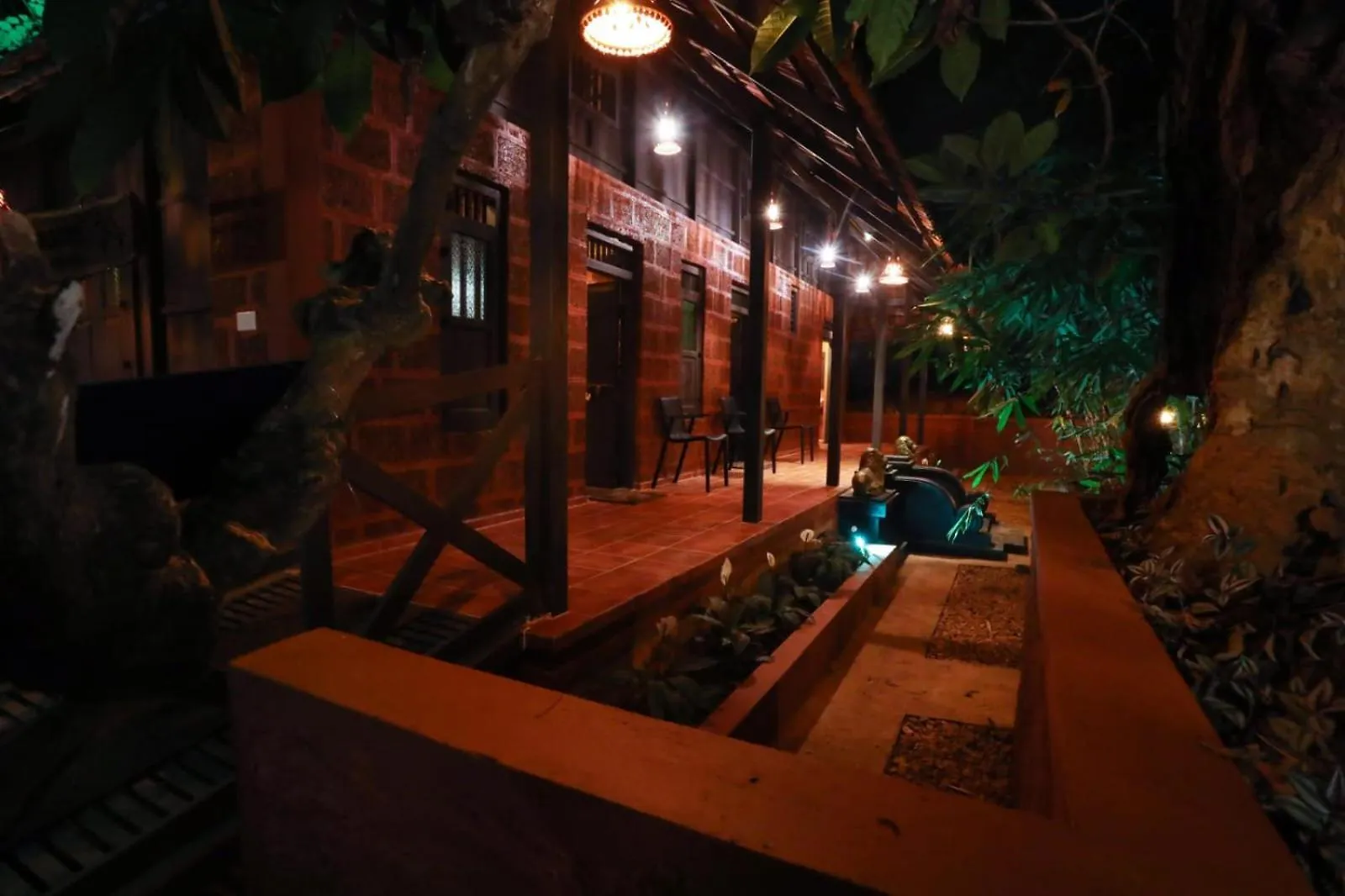 Greens Tree House & Wood House Sultan Bathery