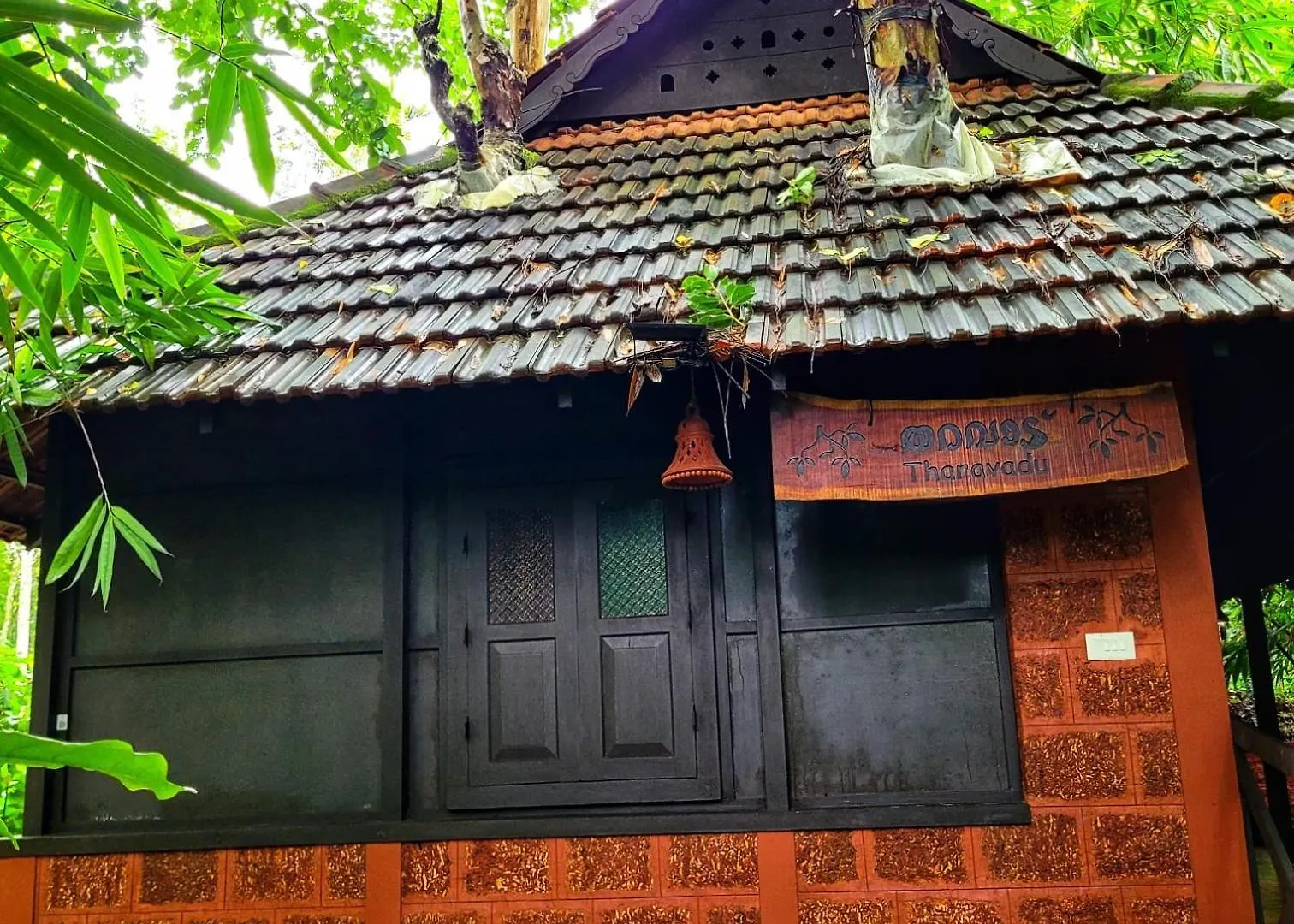 Villa Greens Tree House & Wood House Sultan Bathery