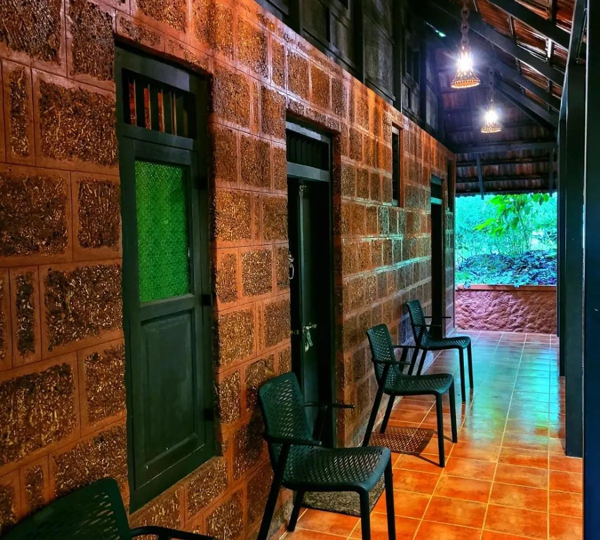 Greens Tree House & Wood House Sultan Bathery