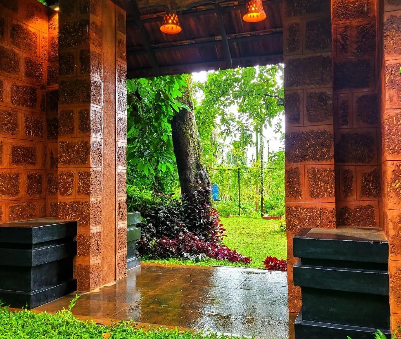 Greens Tree House & Wood House Sultan Bathery 0*,  India